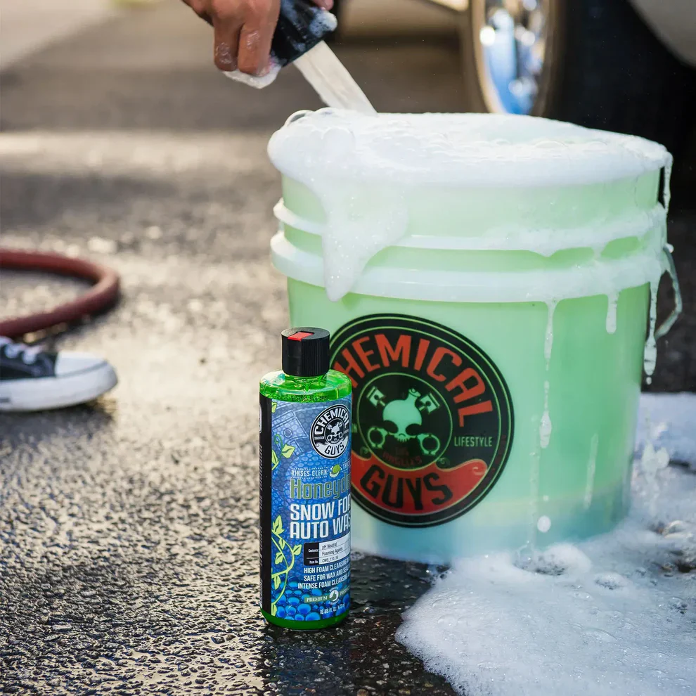 Chemical Guys Honeydew Snow Foam - Image 8