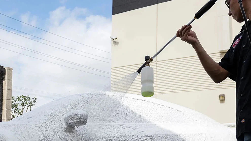 Chemical Guys Honeydew Snow Foam - Image 9