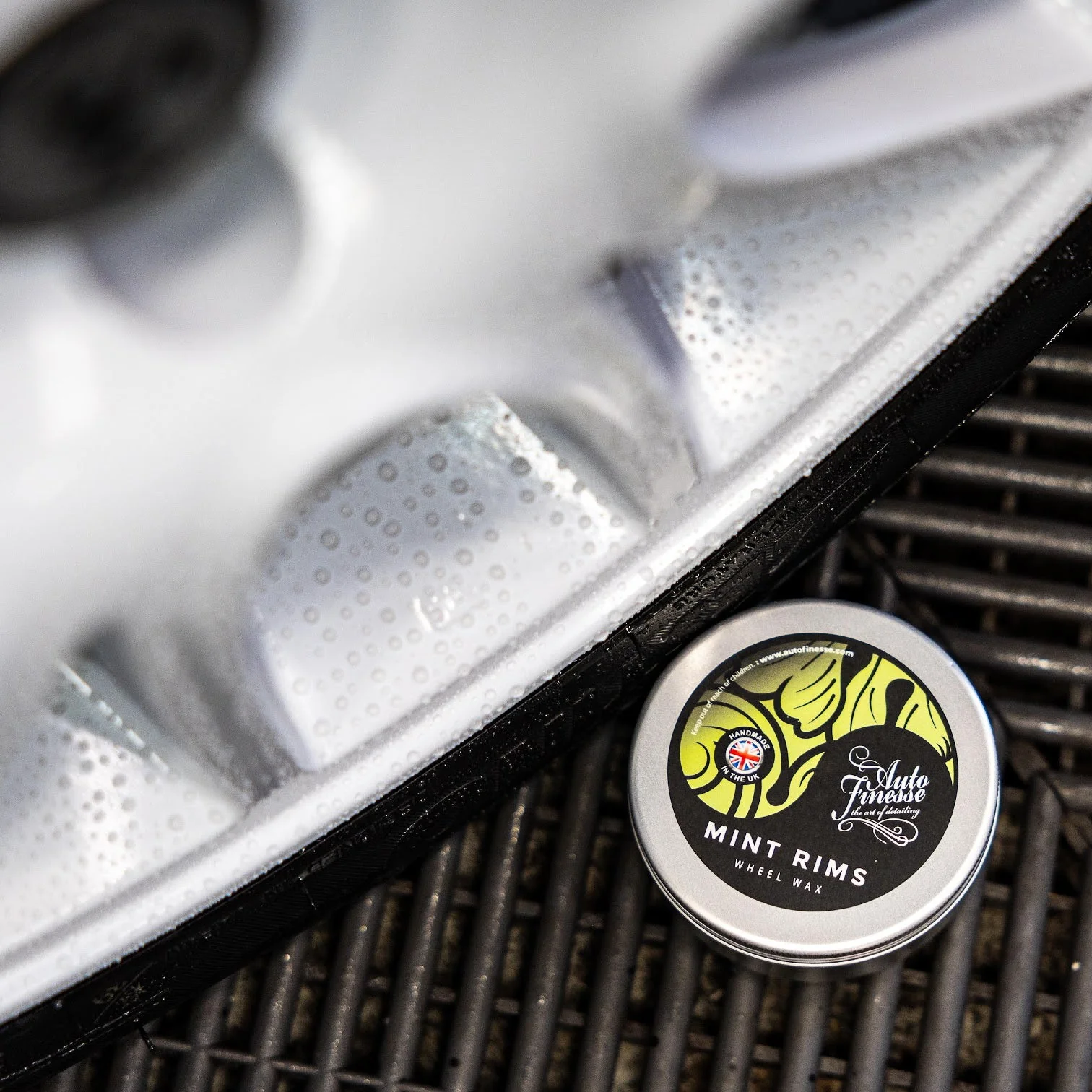 Auto Finesse Mint Rims Wheel Wax & Sealant 100ml - Image 4