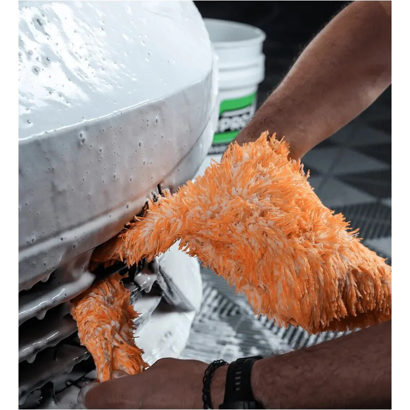 CarPro FairyTail Ultra Soft Wash Mitt - Image 2