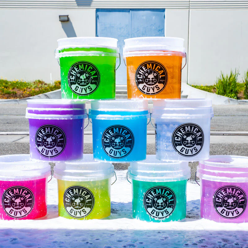 Chemical Guys Heavy Duty Ultra Clear Detailing Bucket (4.25 Gal) - Image 11