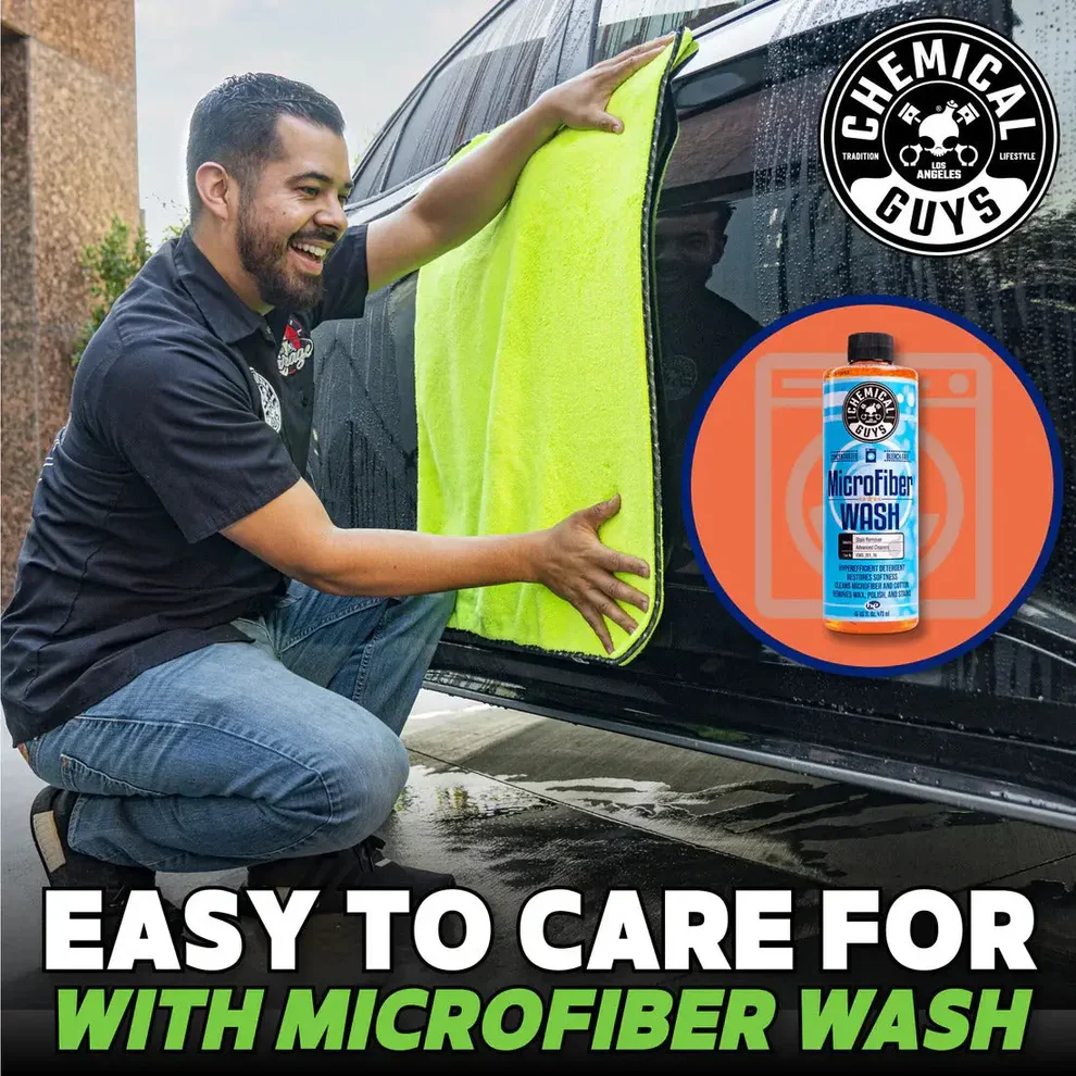 Chemical Guys Speed Mammoth Ultimate Super Plush Drying Towel - Image 11