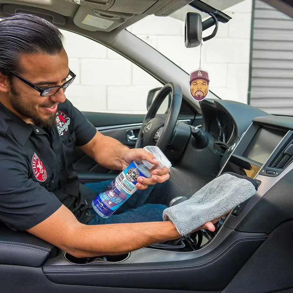 Chemical Guys Total Interior Cleaner & Protectant - Image 4