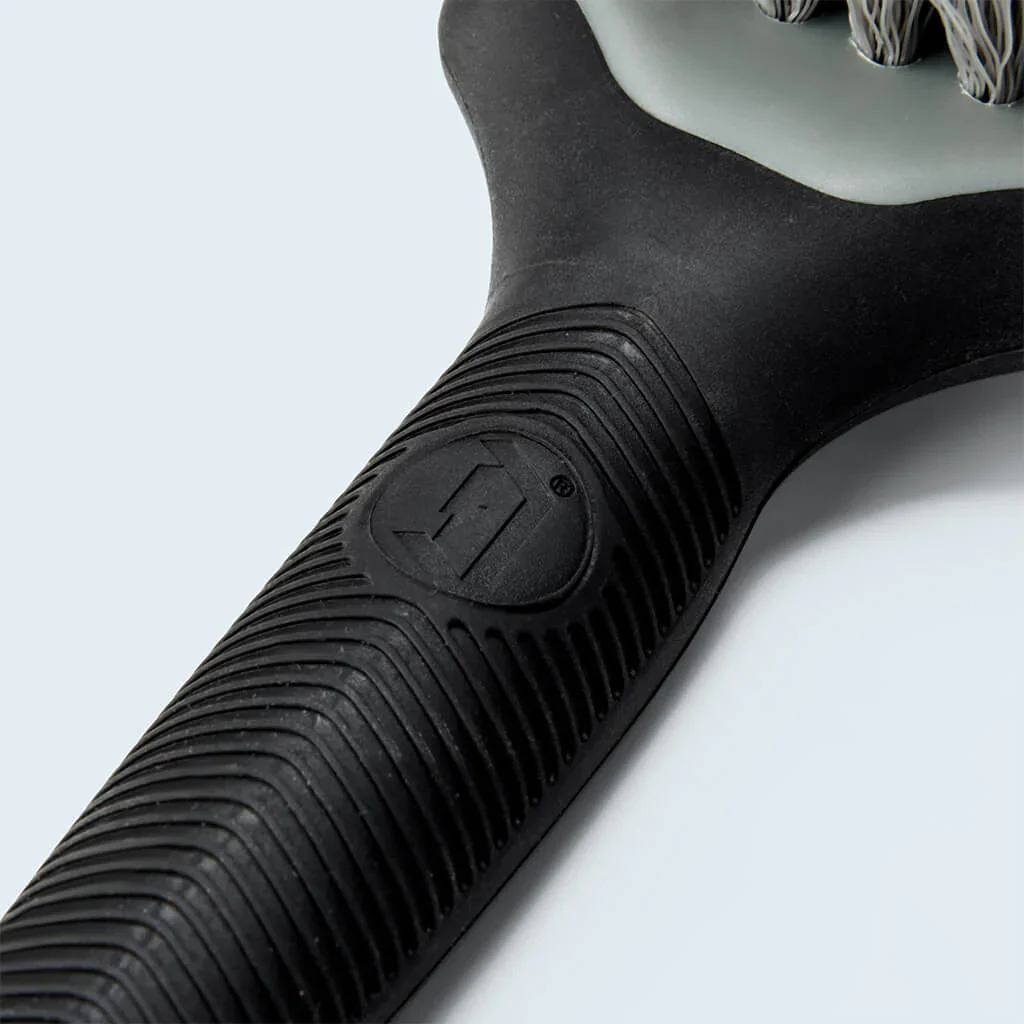 Duel Tyre Scrubbing Brush - Image 4