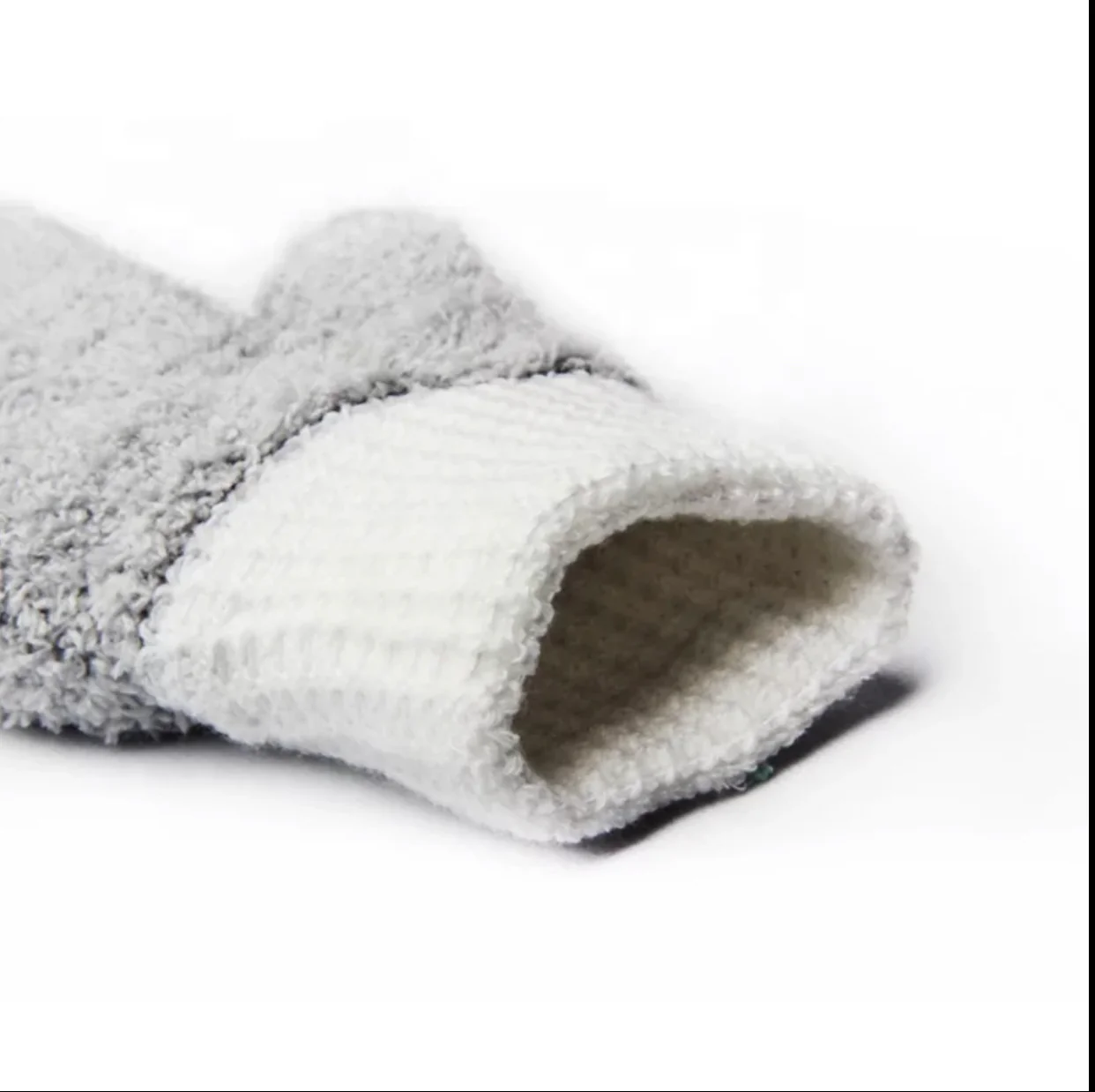 Gold Label Slim Style Microfibre Gloves - Image 3