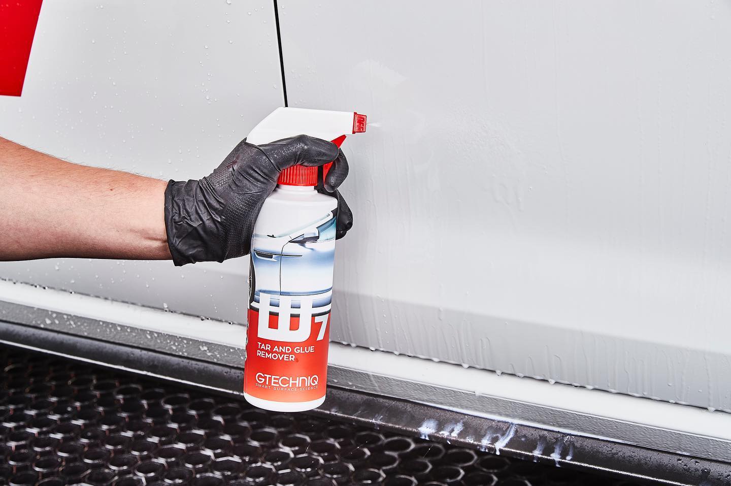 Gtechniq W7 Tar And Glue Remover - Image 4