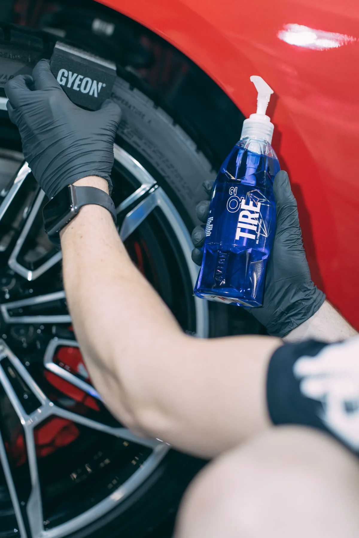 Gyeon Q² Tire 500ml - Image 3