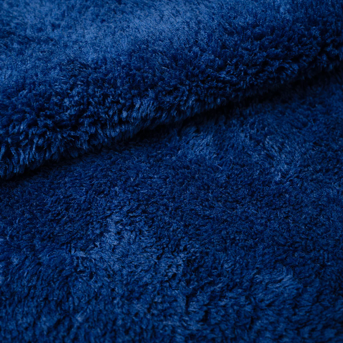 Labocosmetica Buffing Towel 40cm x 40cm 70/30 480GSM - Image 5