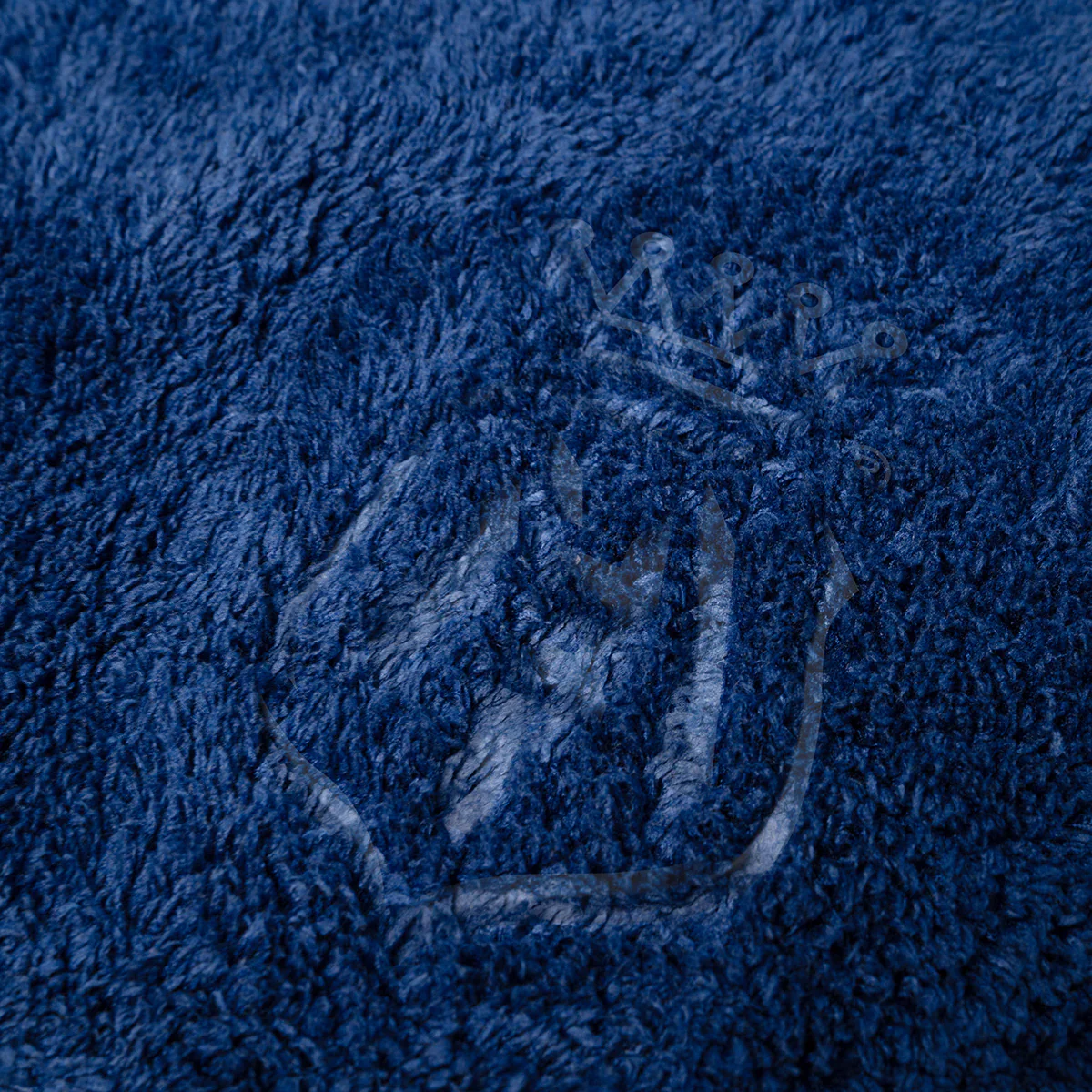Labocosmetica Buffing Towel 40cm x 40cm 70/30 480GSM - Image 6