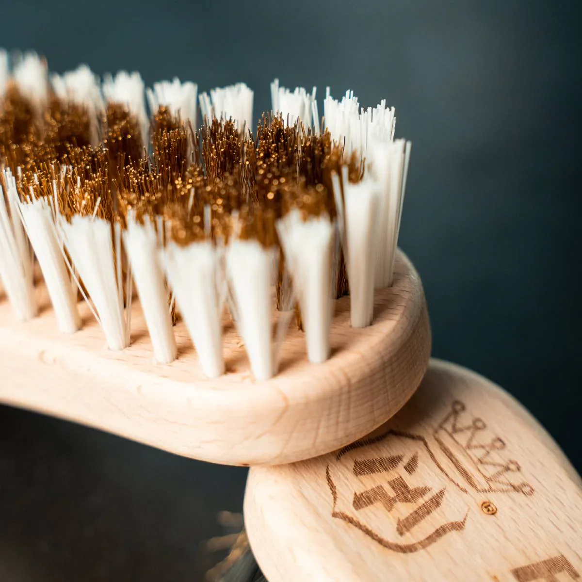 Labocosmetica Floor Carpet Brush - Image 4