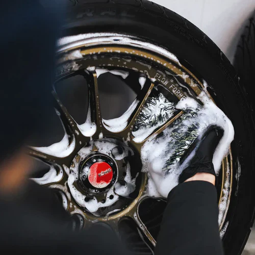 The Rag Company Cyclone Ultra Wheel Mitt (2 Pack) - Image 3