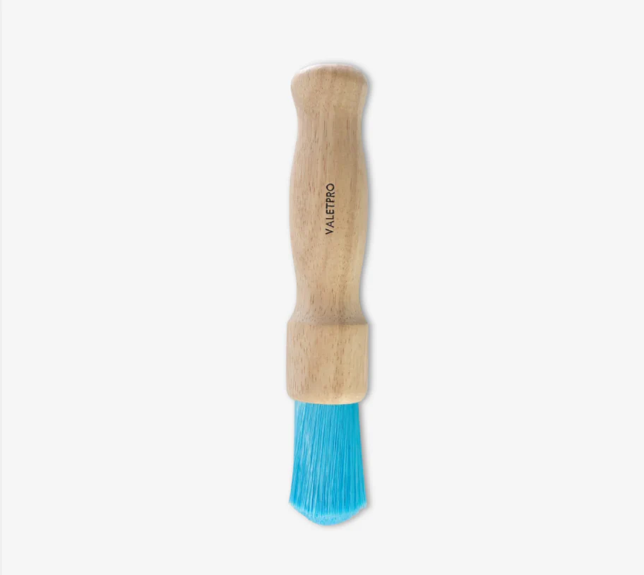 Valet Pro Chemical Resistant Brush Wooden Handle