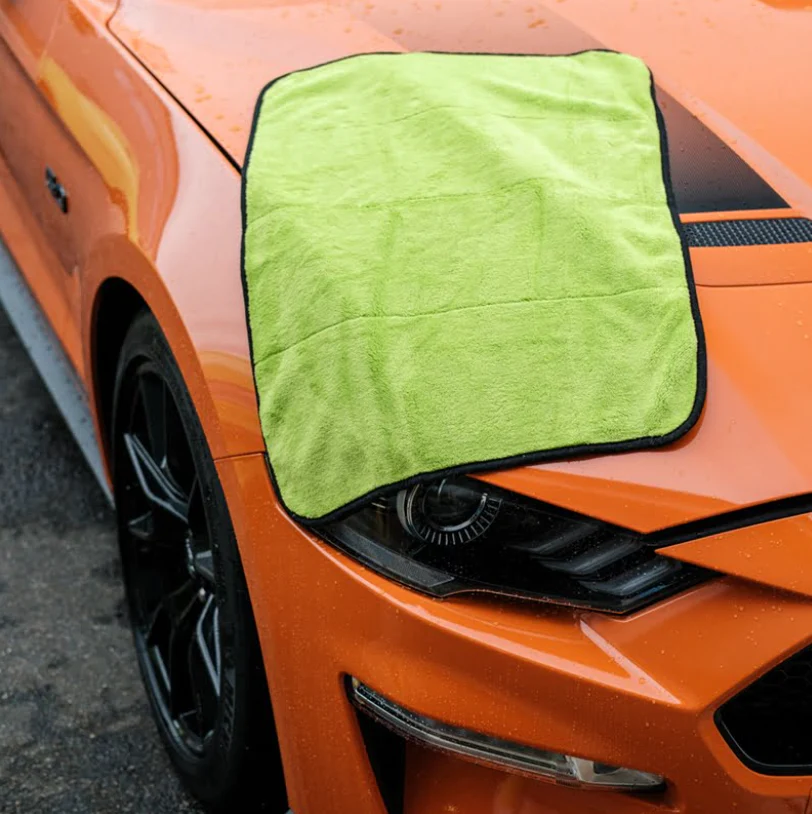 Valet Pro Drying Towel Green - Image 3