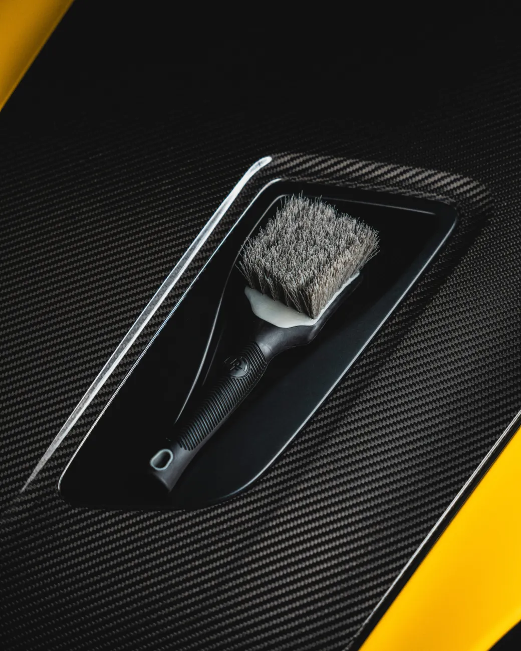 Yum Cars Detail Factory Tyre Brush - Image 13